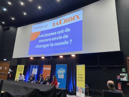 "Les jeunes ont-ils encore envie de changer le monde ?", un débat de l'ECOPOSS 2