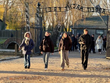 Auschwitz-Birkenau : un voyage face à l’histoire pour les lycéens 14